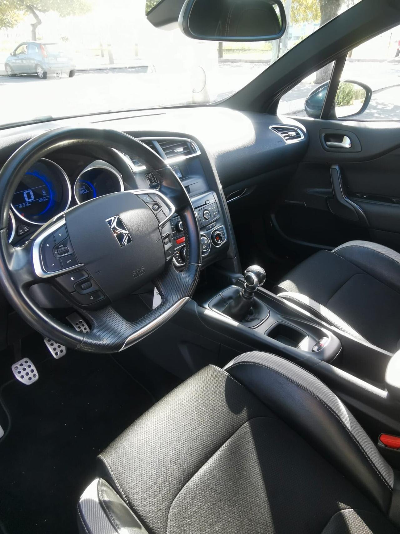 Ds DS4 4 1.6 e-HDi 115 airdream Chic 12/2013