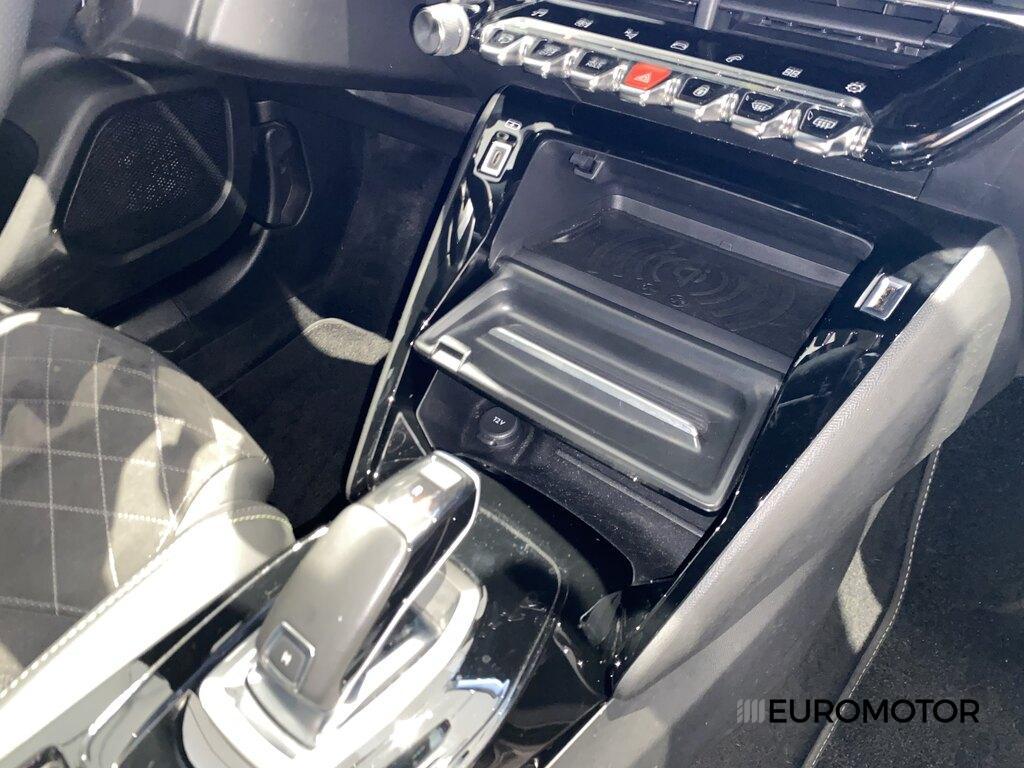 Peugeot 2008 1.5 BlueHDi GT EAT