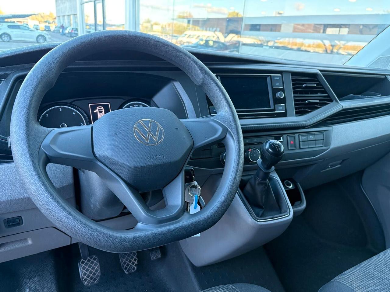 Volkswagen Transporter 2.0 TDI PC Kombi 9 posti Business