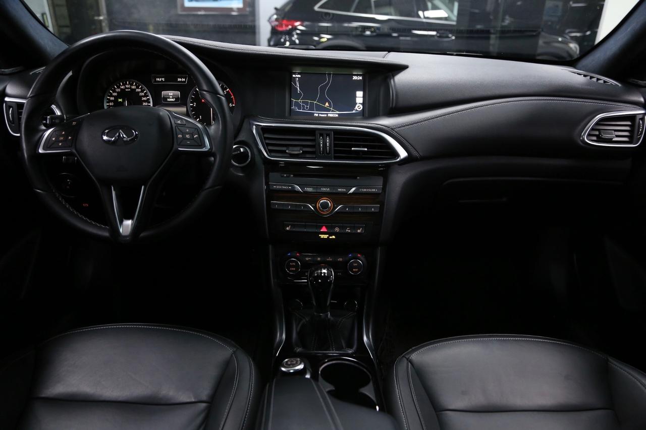 Infiniti Q30 1.5 diesel Premium Tech