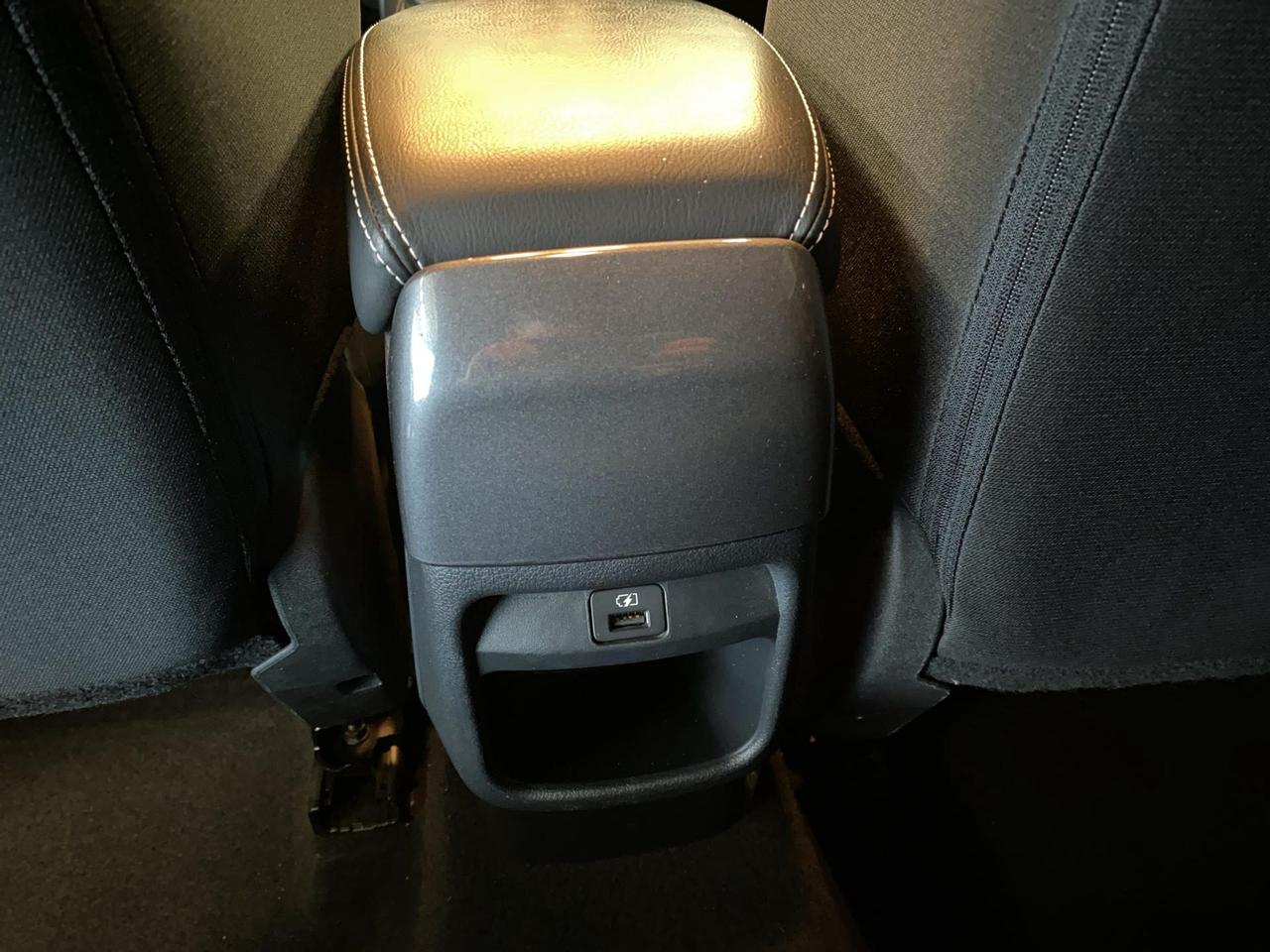 Nissan Juke 1.6 hev N-Connecta