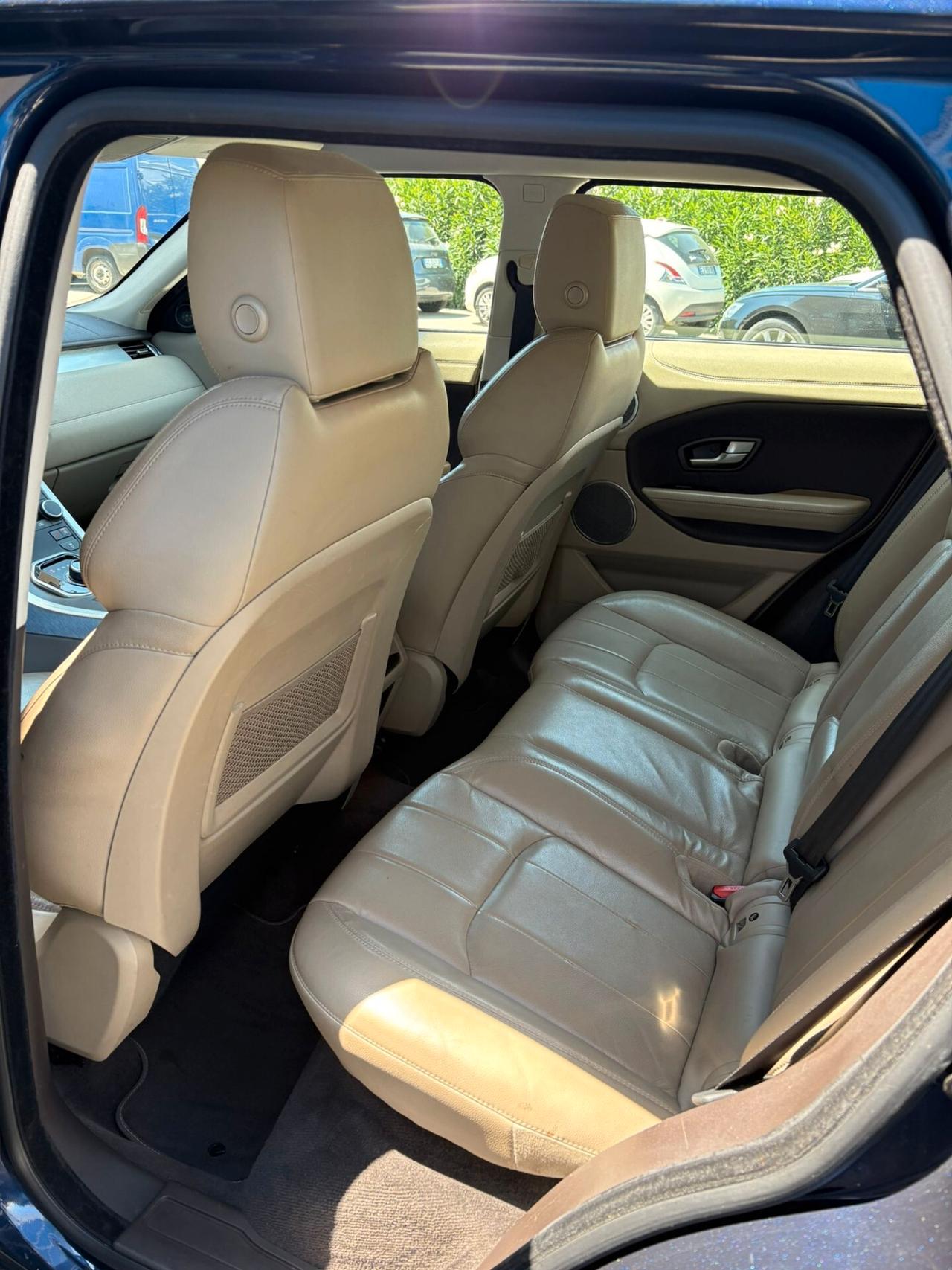 Land Rover Range Evoque 2.0 TD4 150 CV 5p. SE sport utility