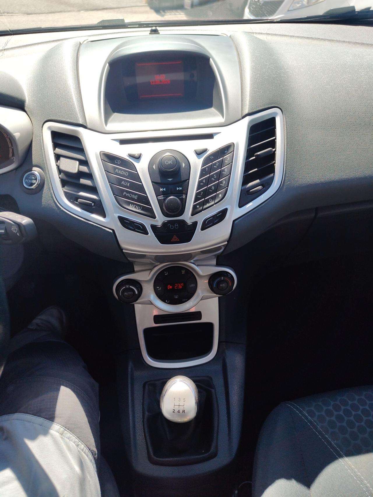 Ford Fiesta 1.4 TDCi 5p. Titanium