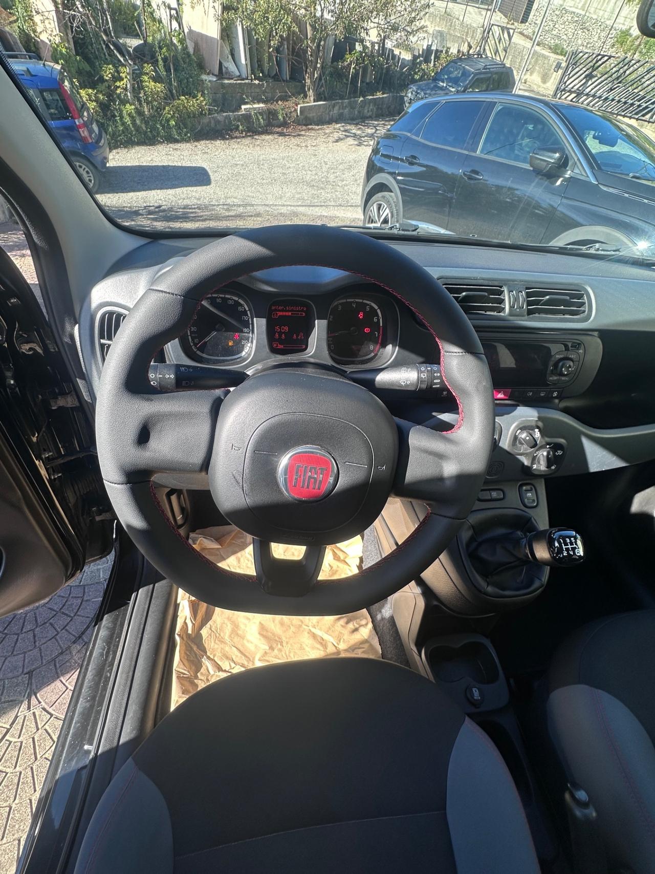 Fiat Panda 1.2 Connected by Wind