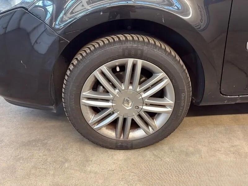 Renault Clio 1.2 16V 5 porte Luxe