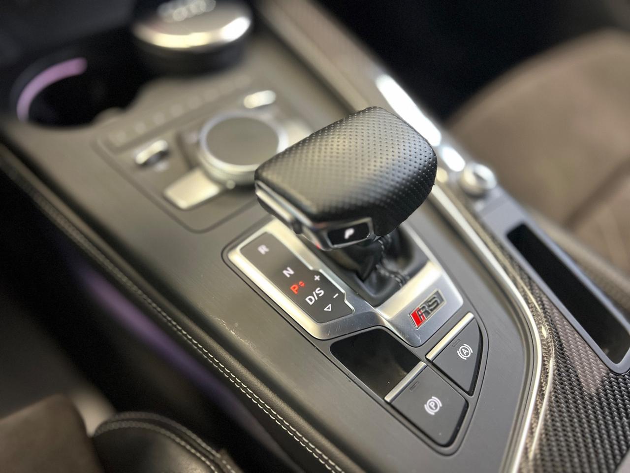 Audi A4 RS 4 Avant 2.9 TFSI quattro tiptronic