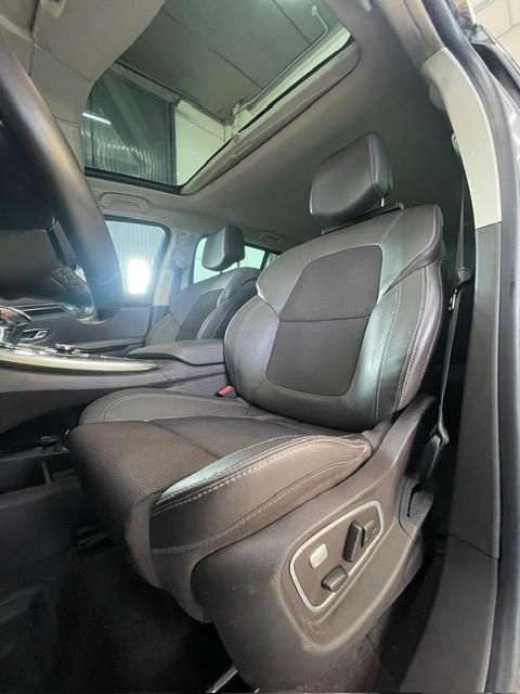 Renault Espace dCi 160CV EDC Energy Initiale Paris 4Control