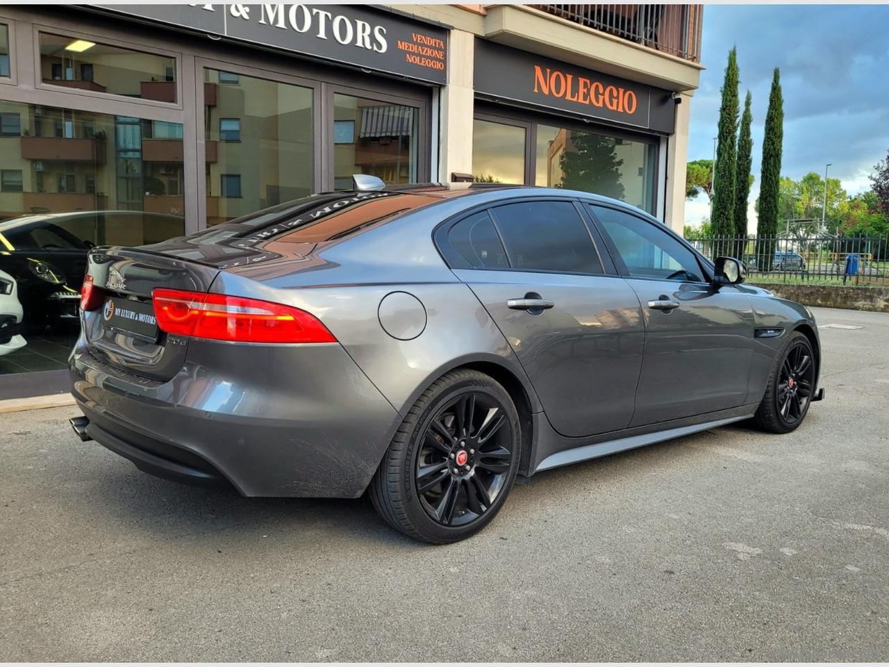 JAGUAR XE 2.0 D Turbo 180 CV aut. R-Sport