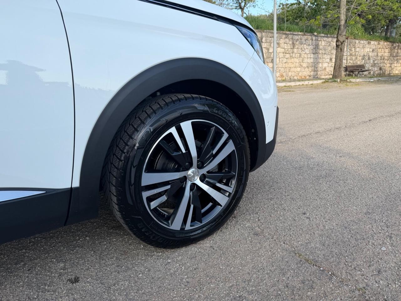 Peugeot 5008 BlueHDi 130 S&S EAT8 Allure 7p