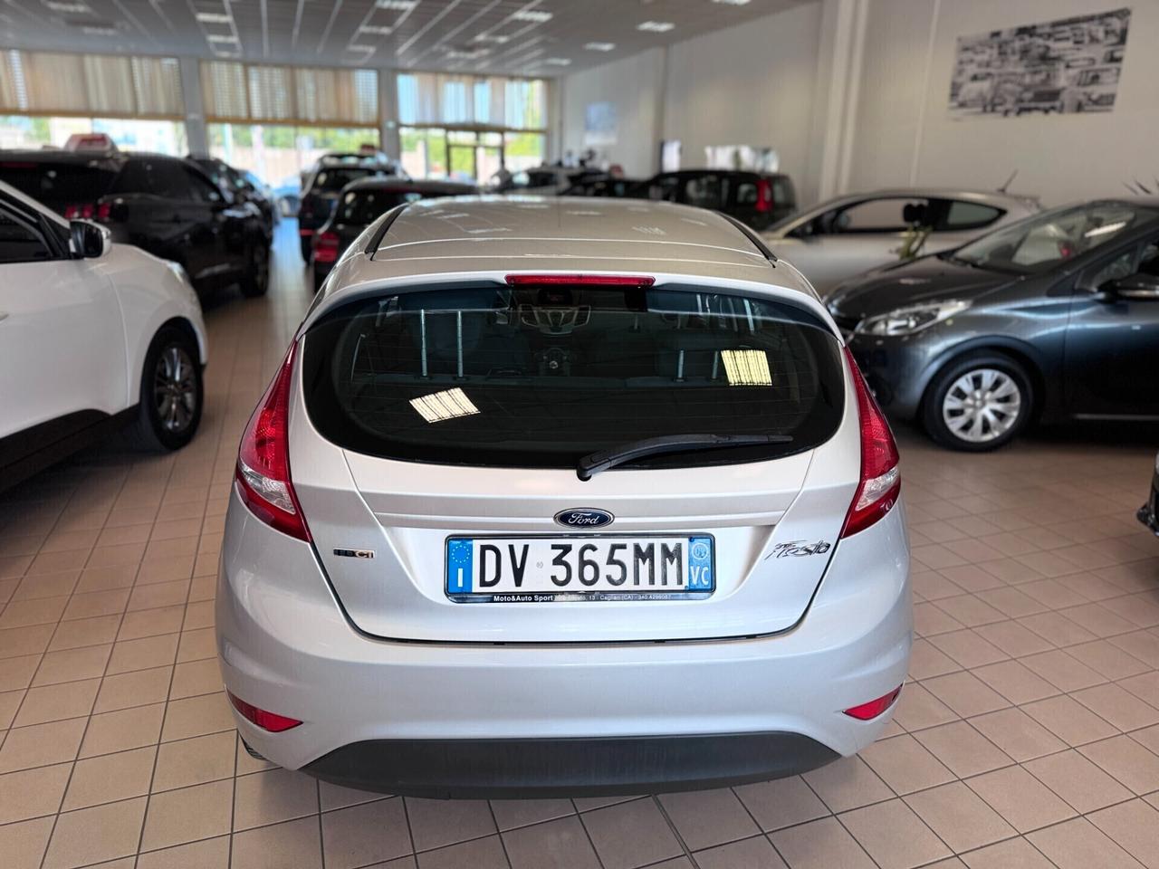 Ford Fiesta 1.4 TDCi 68CV 5 porte Titanium