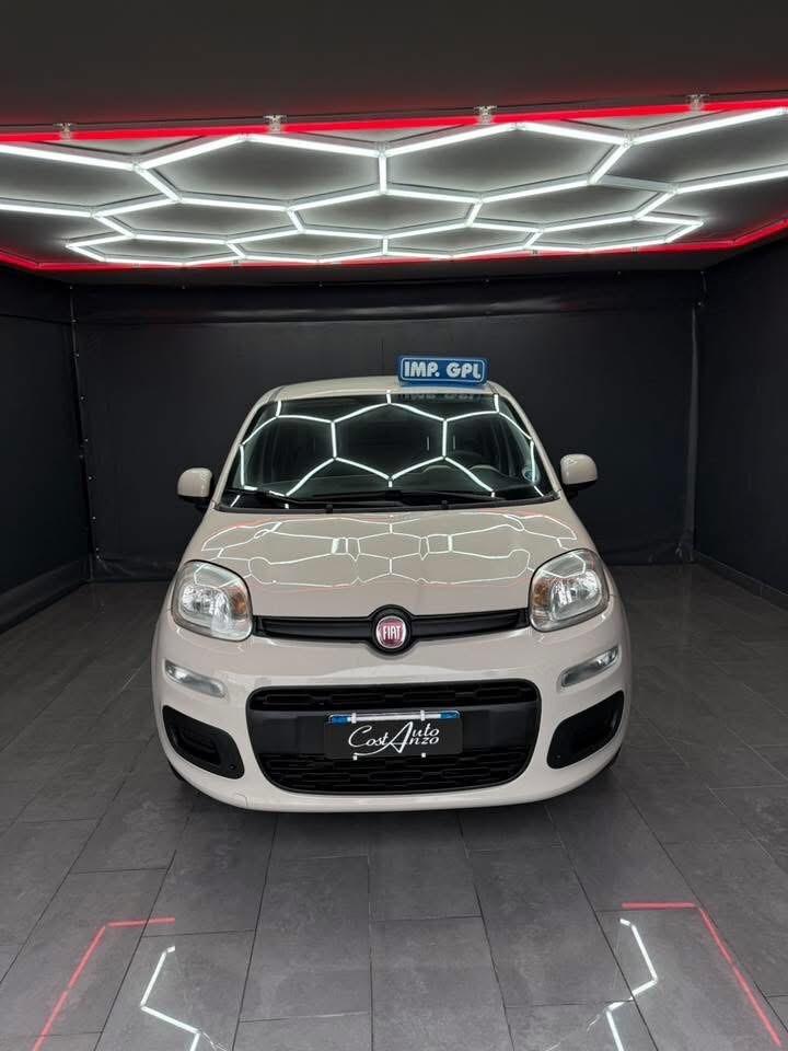 Fiat Panda 1.2 GPL 69 CV Lounge 2016