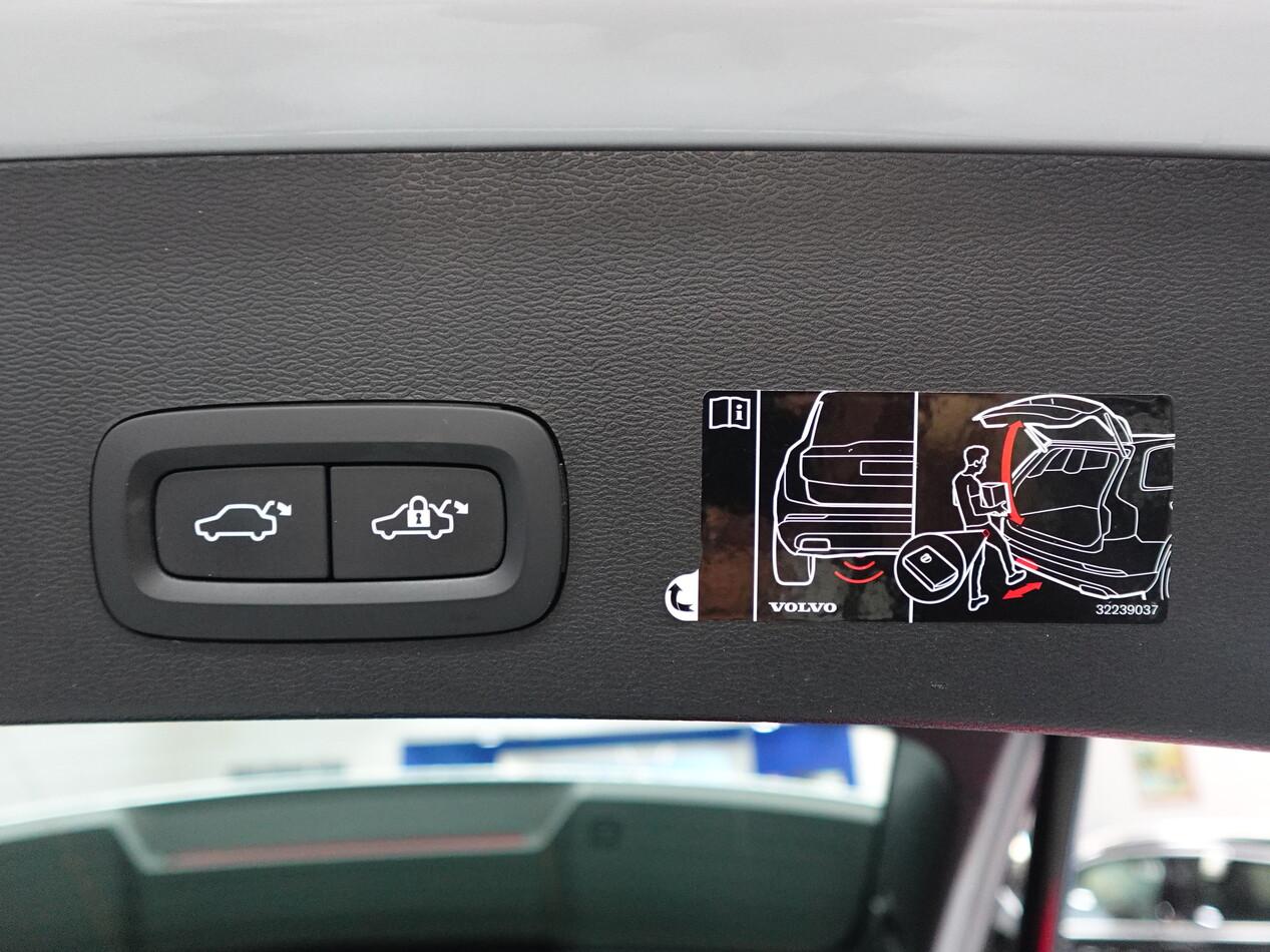 Volvo XC40 1.5 BZ T4 211 CV PHEV INSCRIPTION EXPRESSION