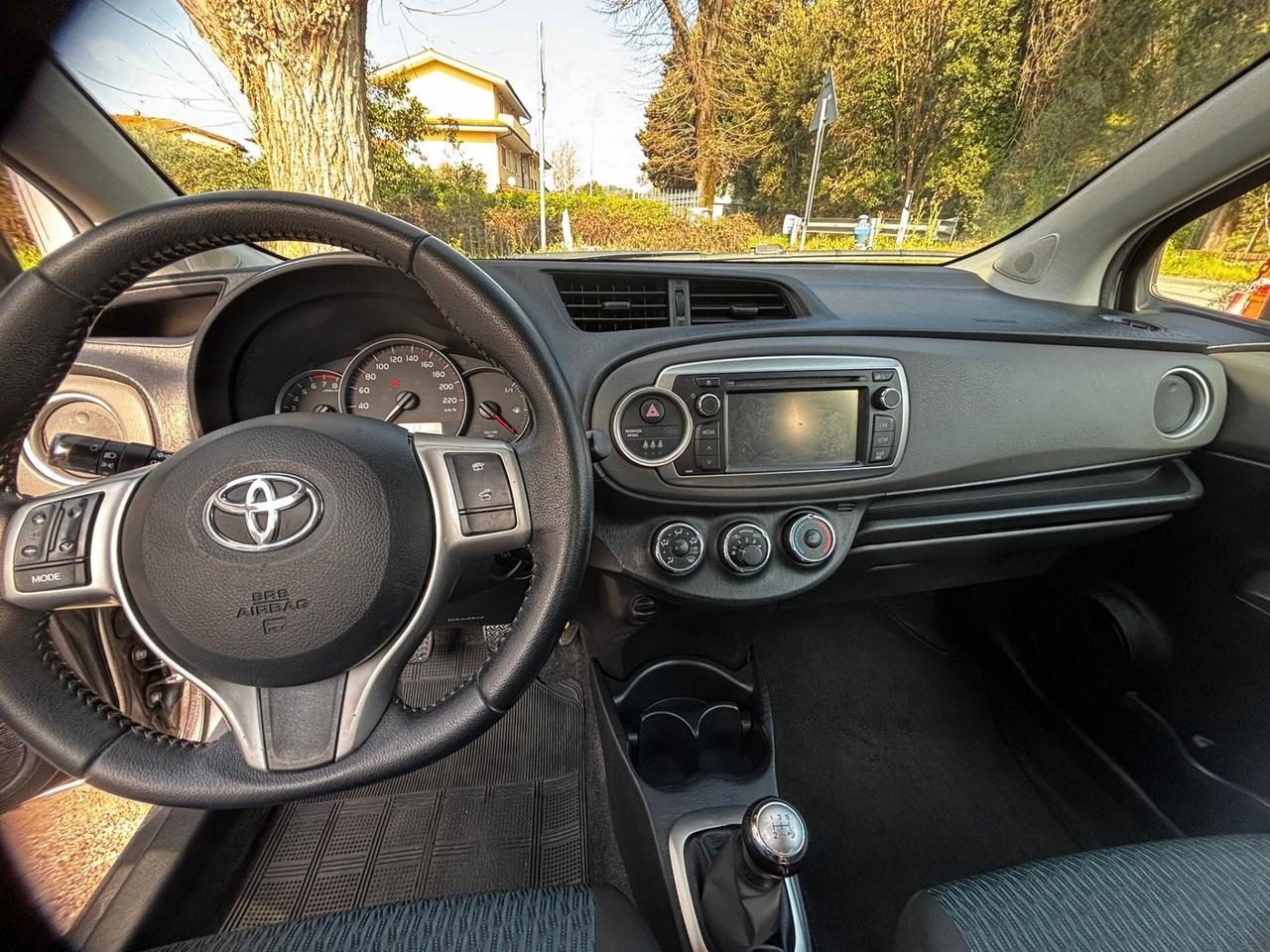 Toyota Yaris 1.0 3 porte Active