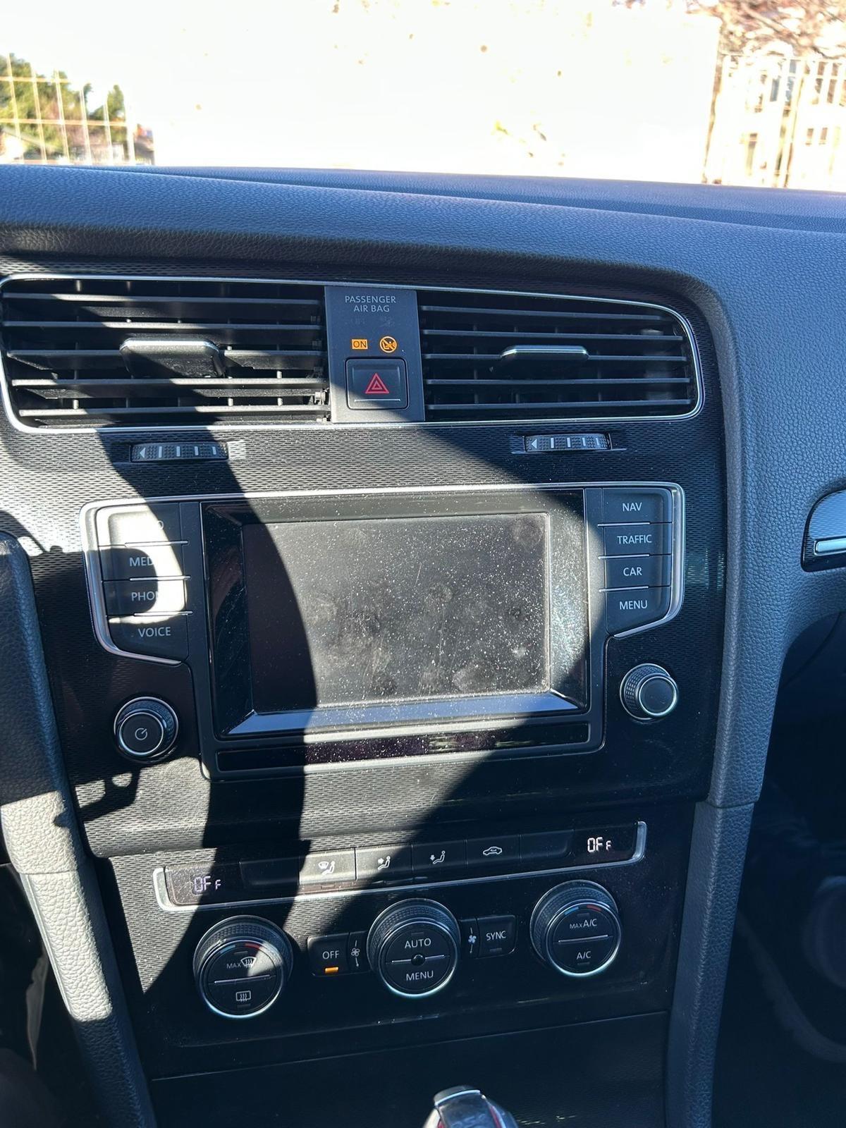 Volkswagen Golf 2.0 TDI DSG 5p.