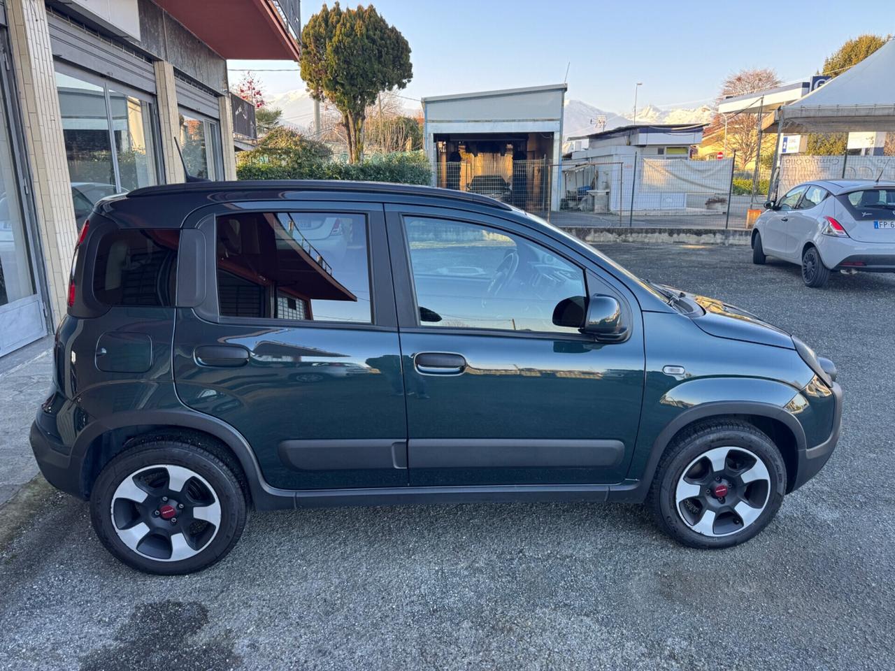 Fiat Panda 1.0 Hybrid Cross