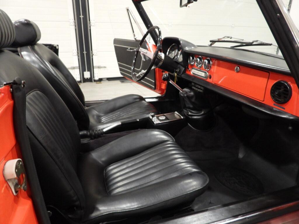 Alfa Romeo Spider 1750 SPIDER VELOCE TIPO 105.62