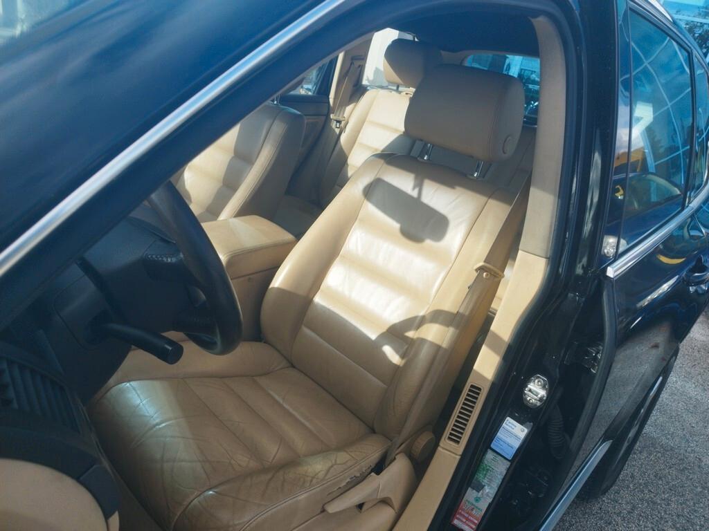 Volkswagen Touareg 2.5 R5 TDI con cambio manuale e ridotte - iscritto ASI