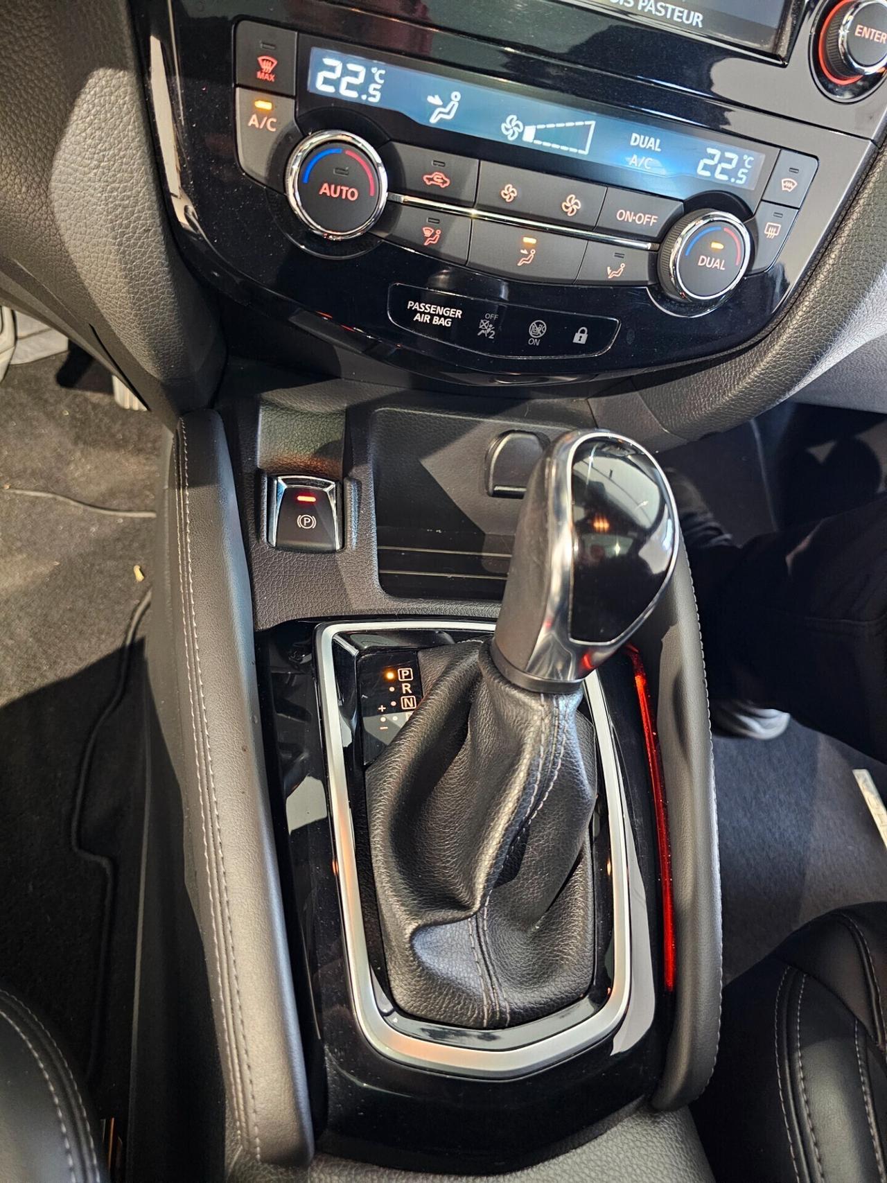 Nissan Qashqai 1.6 dCi 2WD XTronic Tekna+