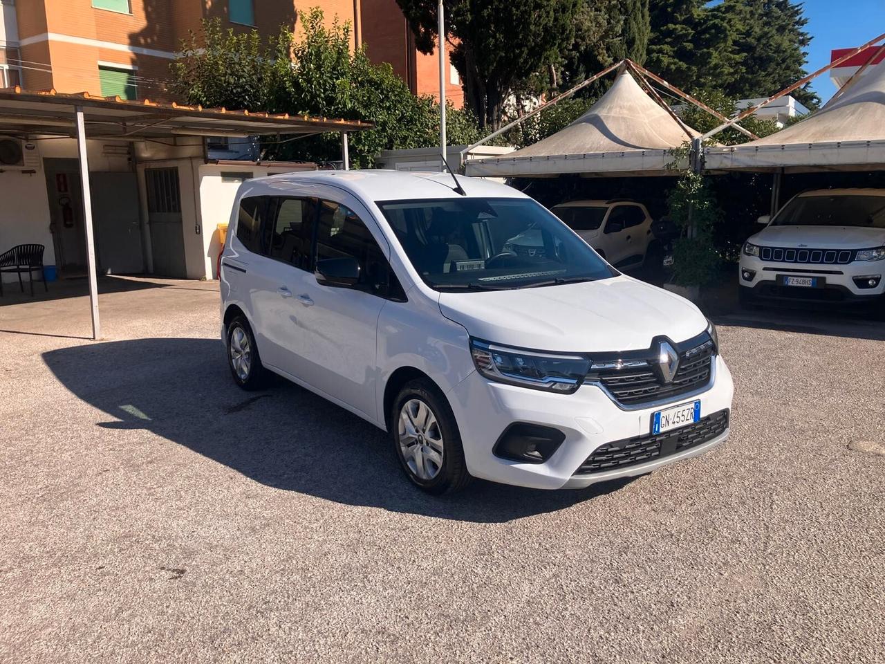RENAULT KANGOO 1.5 Blue dCi 115cv Equilibre