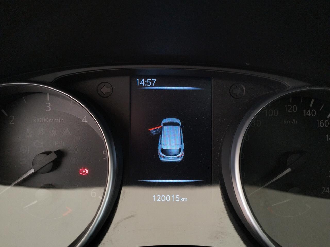 Nissan Qashqai 1.5 dCi Visia - TETTO PANORAMICO - NEOPATENTATI