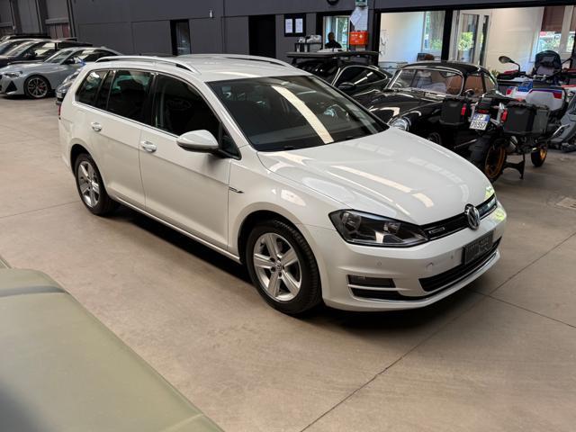 VOLKSWAGEN Golf Variant 1.4 TGI DSG Highline BlueMotion