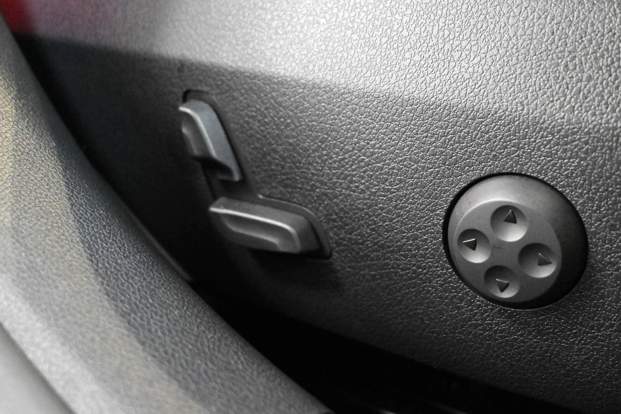 MERCEDES Classe E (W/S214) E 220 d Mild hybri...