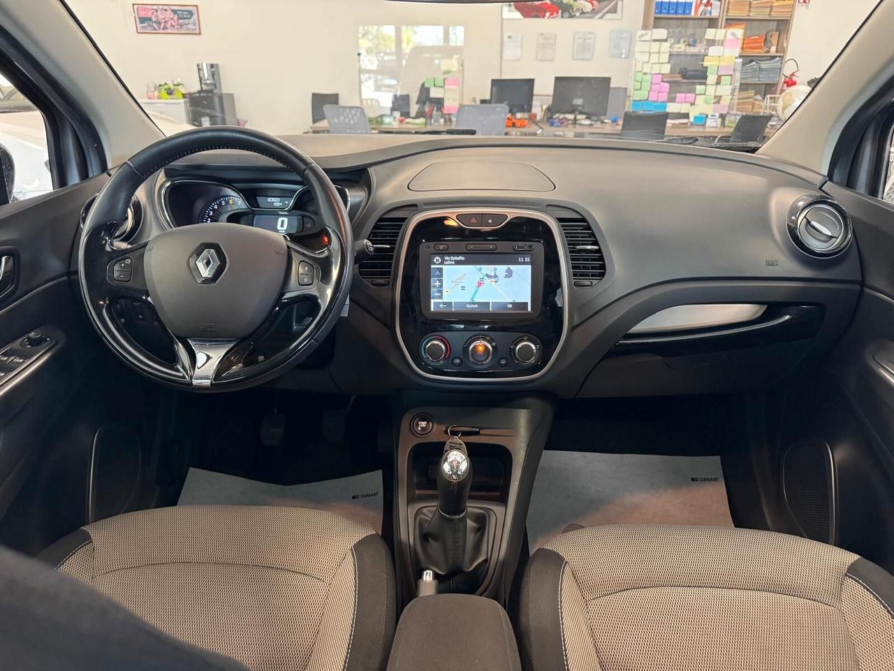 Renault Captur 0.9 TCE BENZ 90CV S&S ZEN UNIPRO 2015
