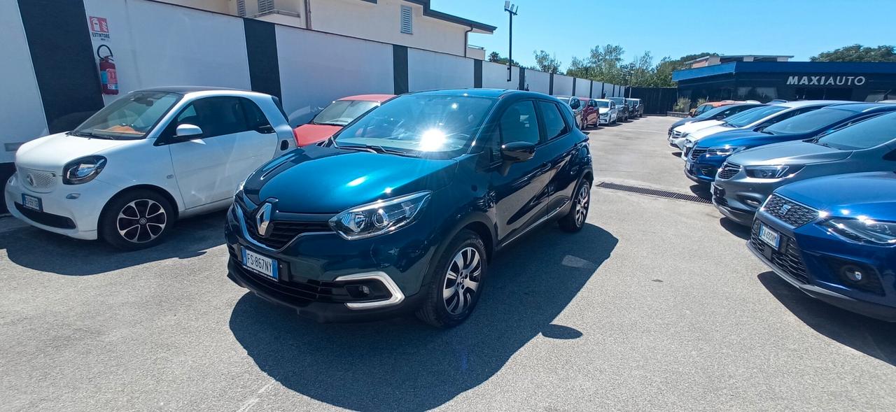 Renault Captur DCI EURO 6 1 PROPRIETARIO