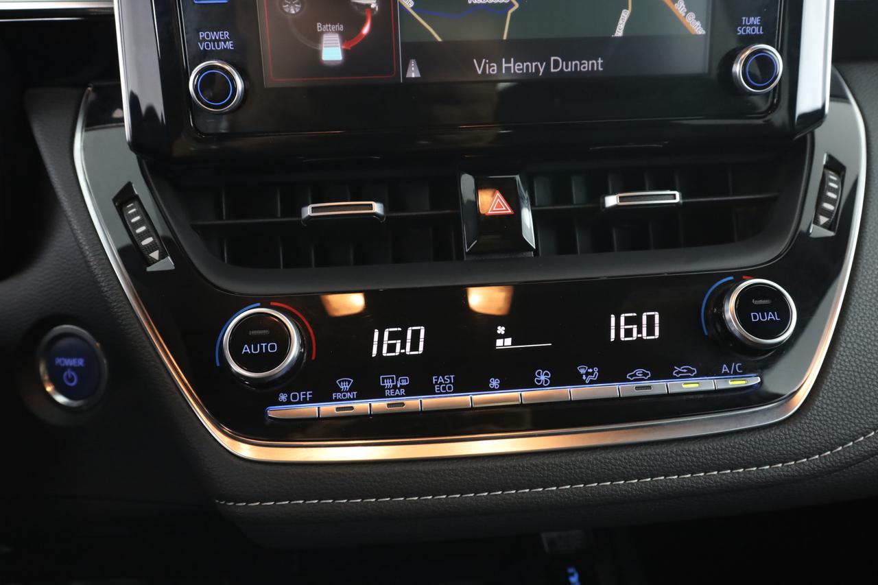 TOYOTA Corolla (2018--->) Corolla 2.0 Hybrid Style