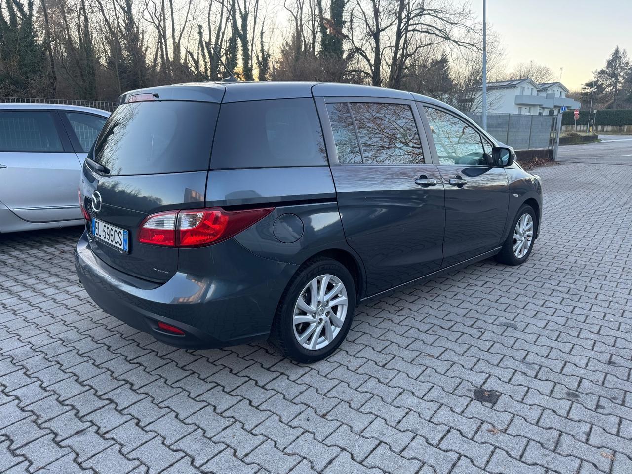 Mazda 5 7posti
