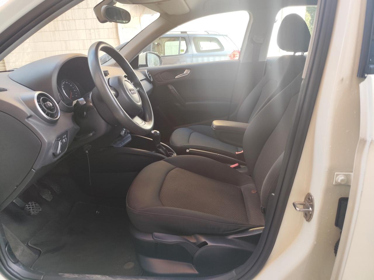 Audi A1 SPB 1.6 TDI Ambition 105Cv Tagliandi Audi