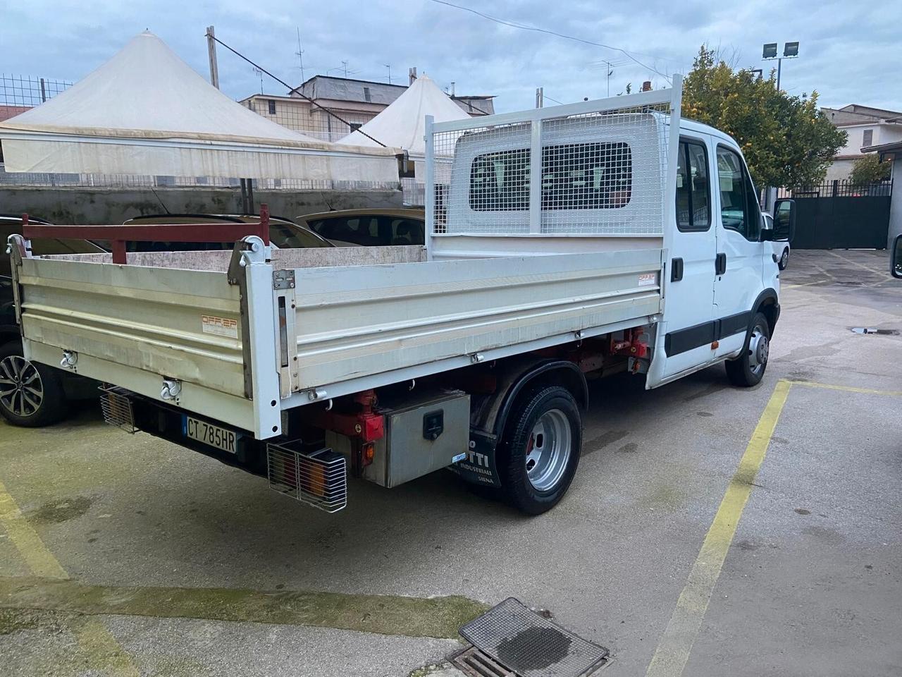 Iveco Daily 35 C 12 Ribaltabile Usato poco Cabina Perfetta