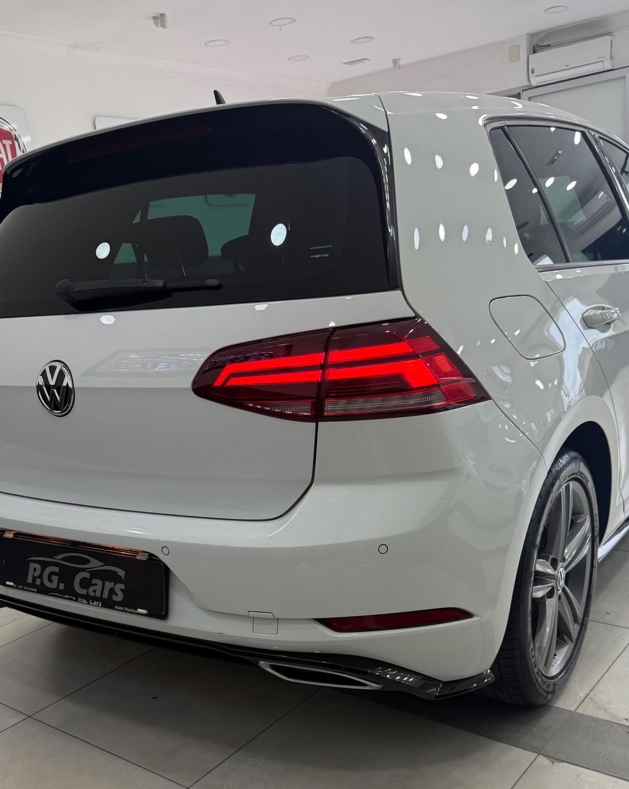 Volkswagen Golf 1.6 TDI 115 CV 5p. R-line