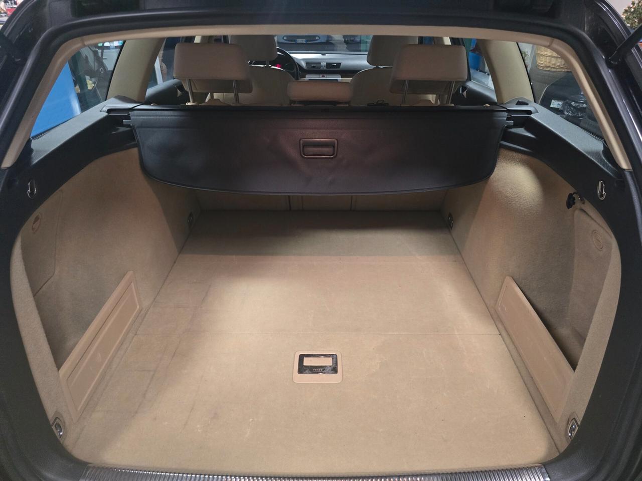 Volkswagen Passat 2.0 TDI DPF Var. Highline