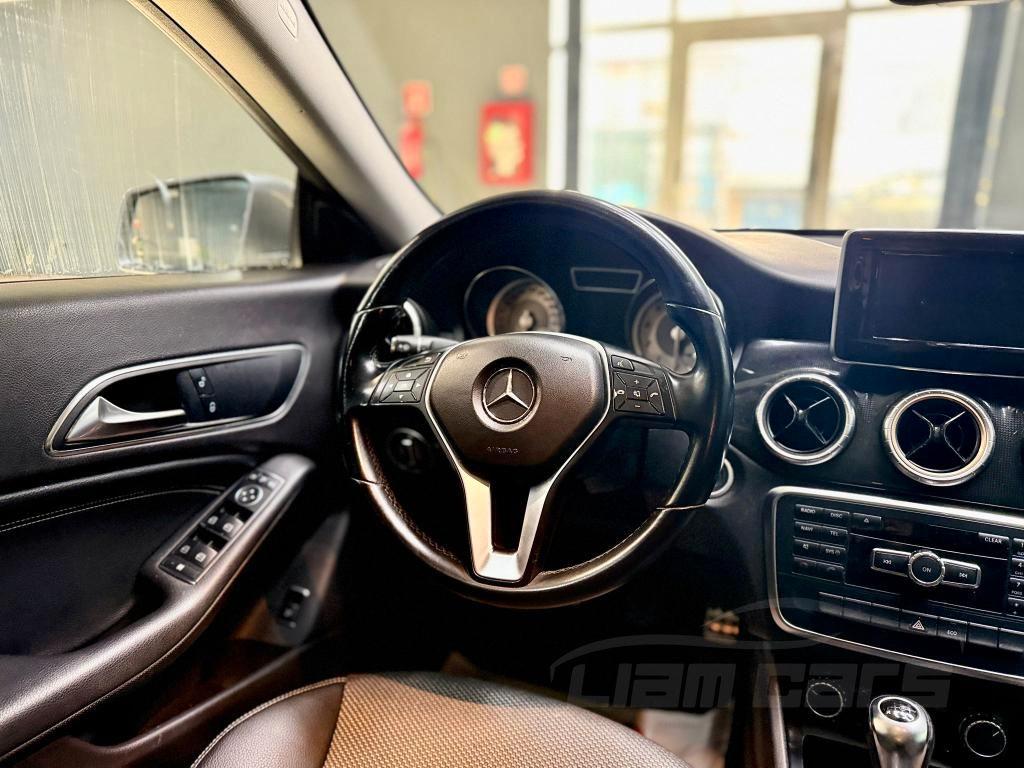 Mercedes CLA Berlina CLA 180 Premium
