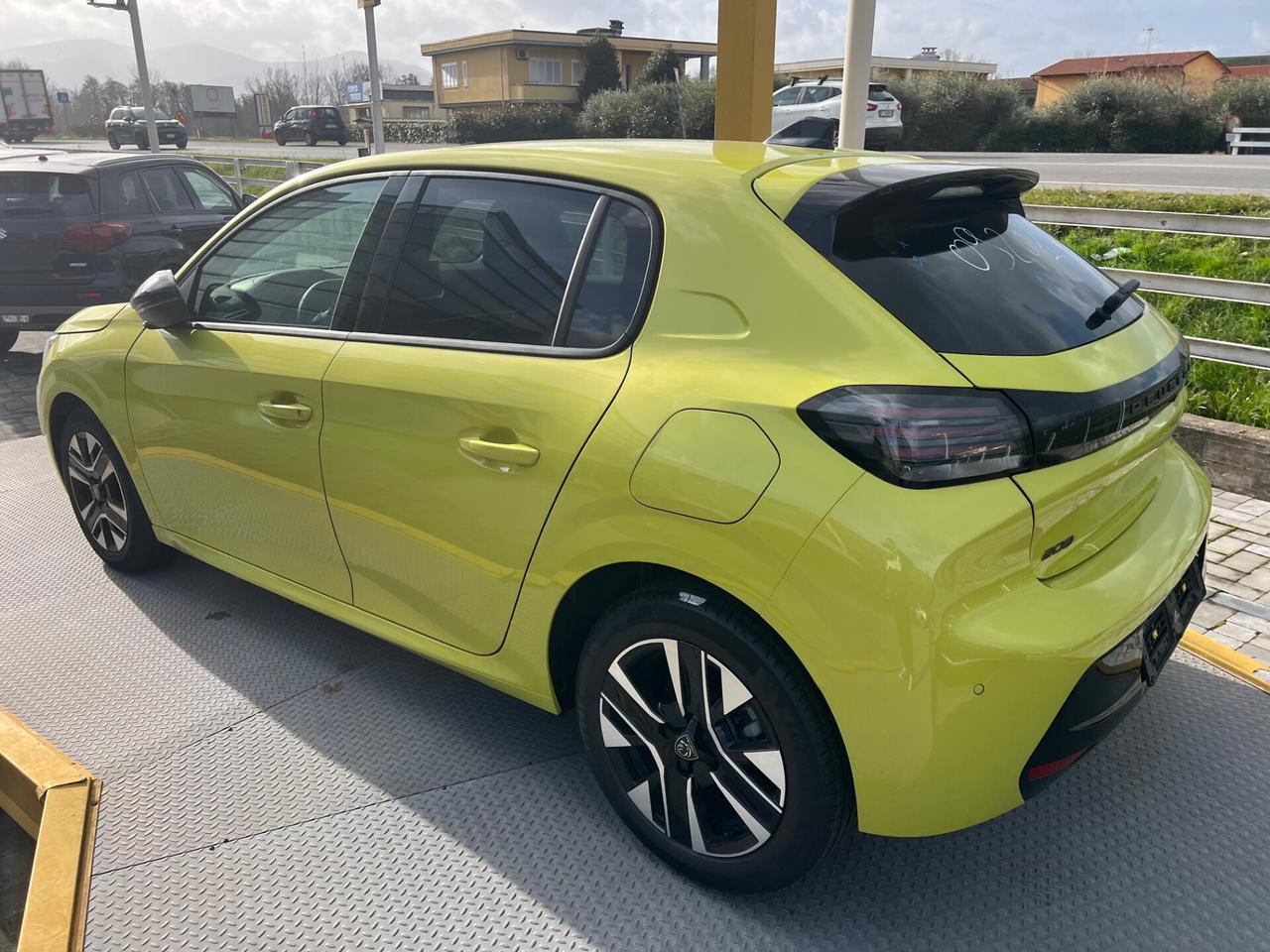 Peugeot 208 PureTech 100 Stop&Start 5 porte Allure