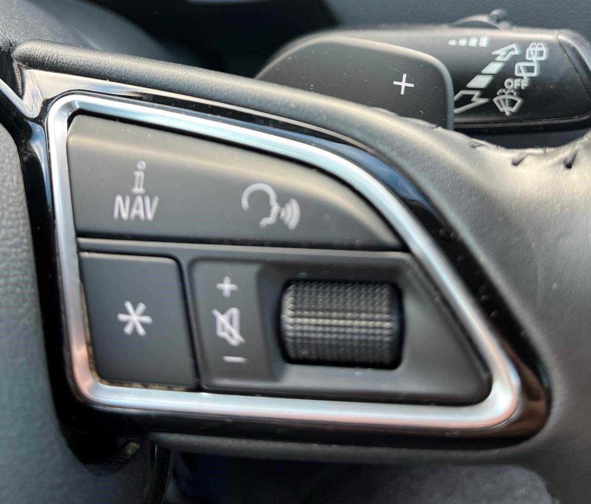 Audi Q3 2.0 TDI 120 CV S tronic line Edition