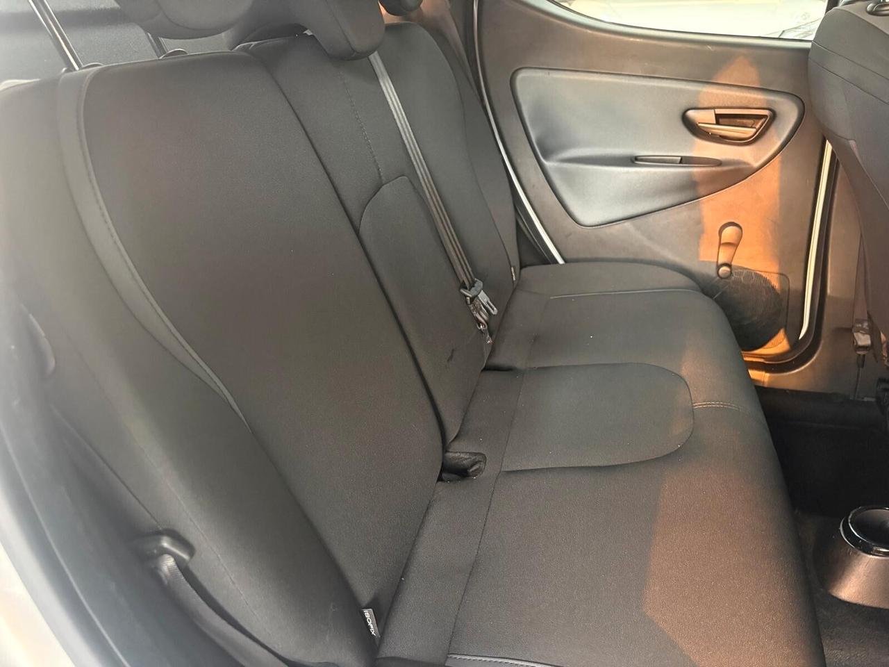 Lancia Ypsilon 1.3 MJT 16V 95 CV 5 porte S&S Gold