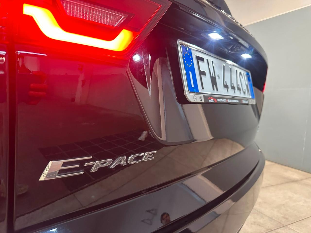 Jaguar E-Pace 2.0D 150 CV