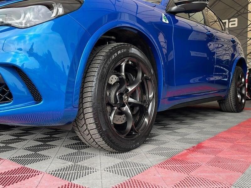 Alfa Romeo Stelvio 2.9 V6 520 CV Quadrifoglio AT8 Q4