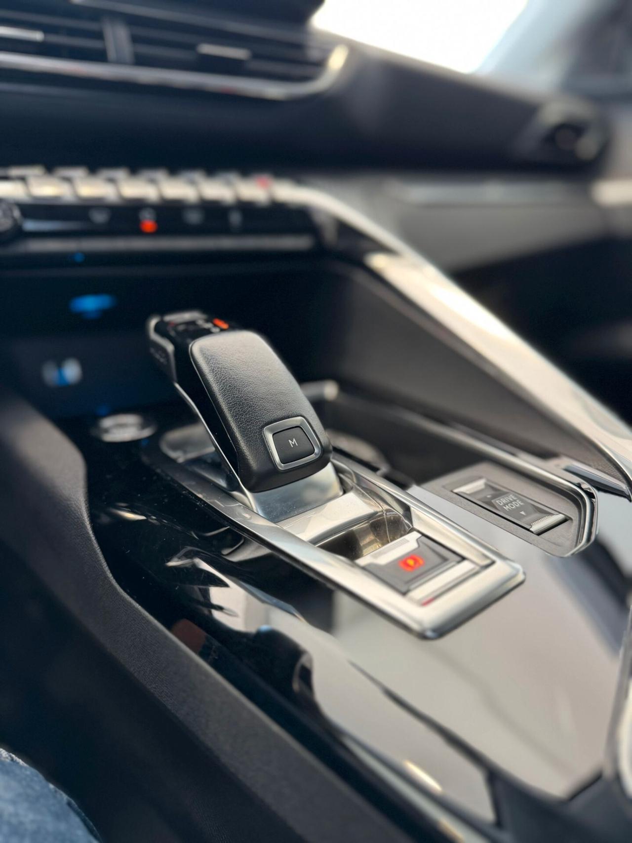 Peugeot 3008 BlueHDi 130 S&S EAT8 Allure Pack