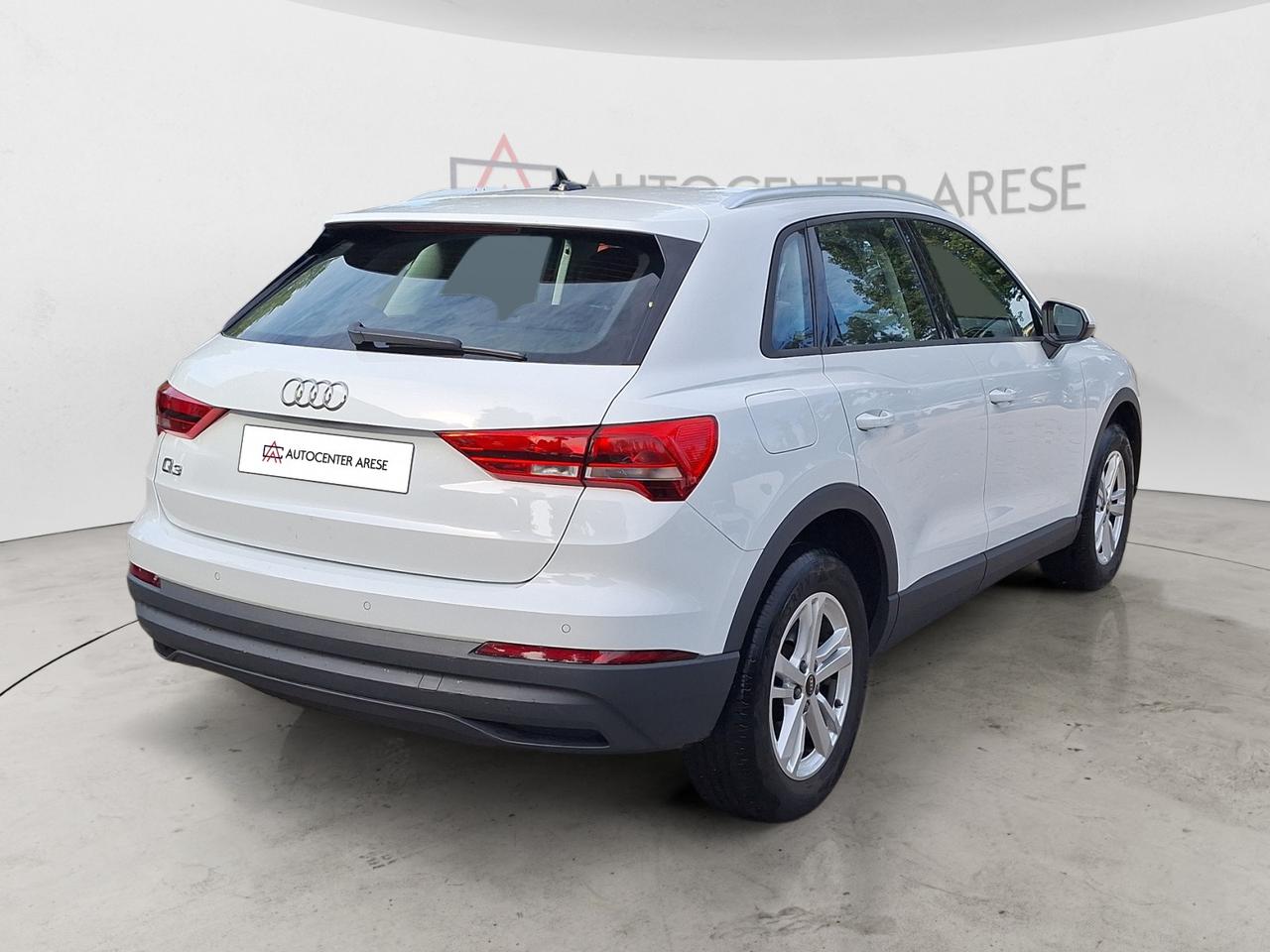 Audi Q3 45 1.4 tfsi e Business s-tronic
