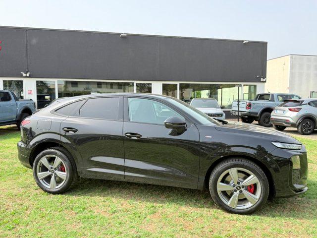 AUDI Q3 SPB TDI 110 kW S tronic S Line ed. NAVI - TECH PRO