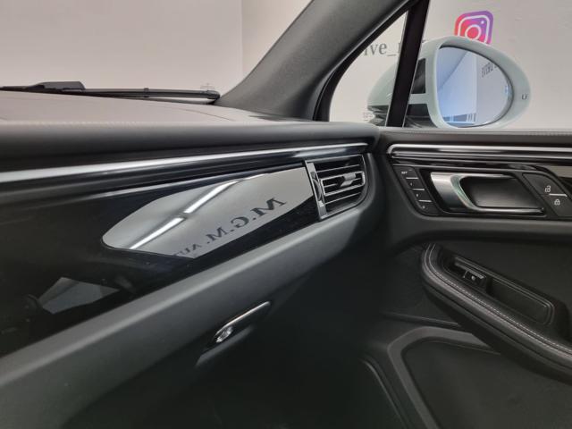 PORSCHE Macan 2.9 S - PDK - TETTOAPRIBILE 381 CV