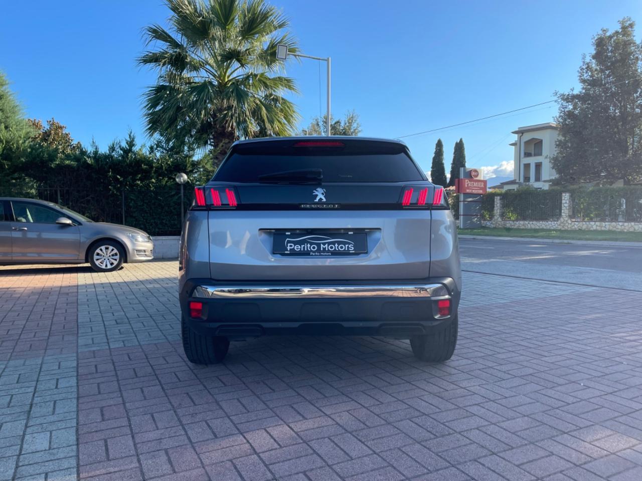 Peugeot 3008 BlueHDi 130 S&S EAT8 Allure