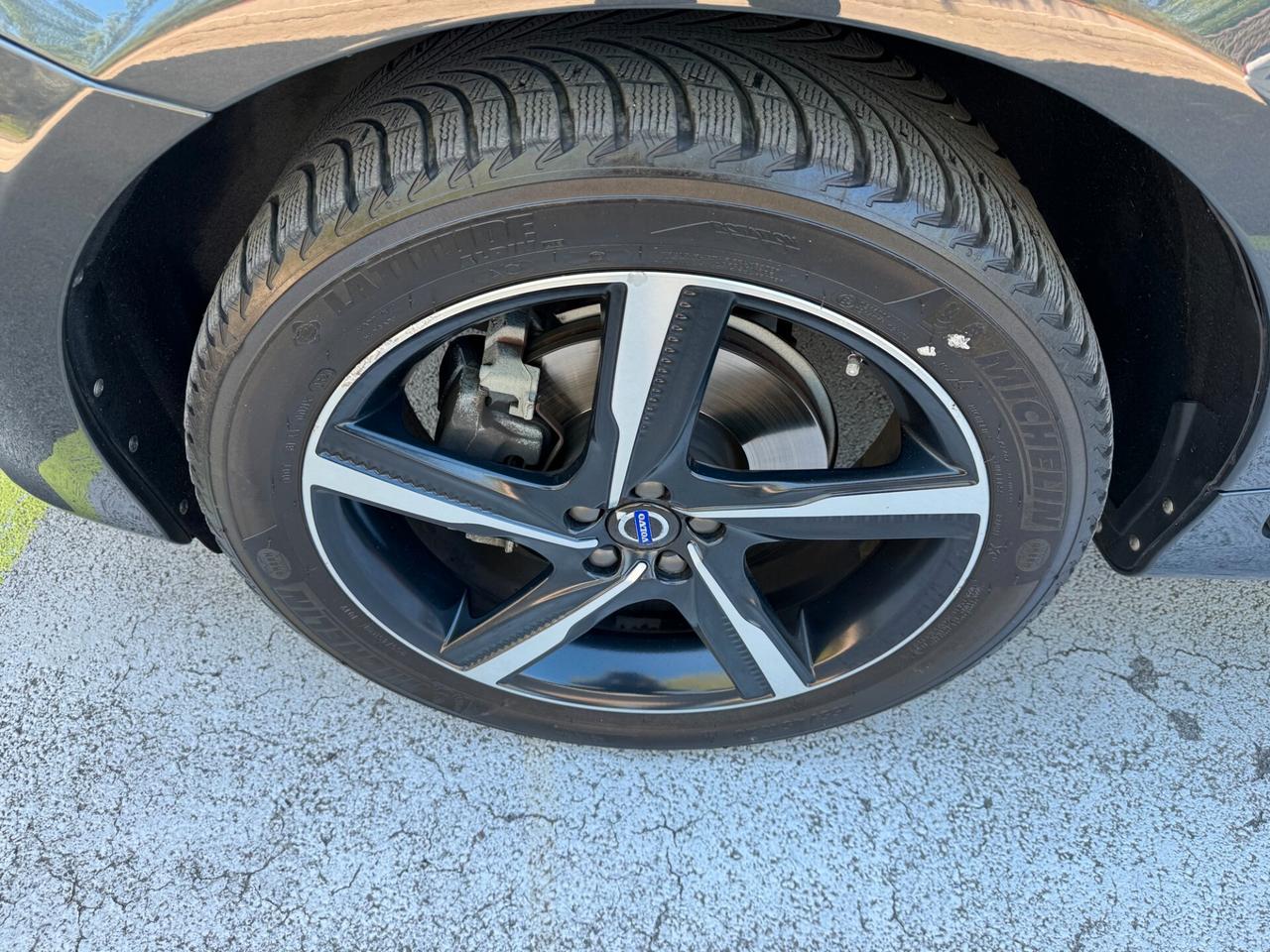 Volvo XC60 2.0 d4 R-design geartronic GARANZIA24ME