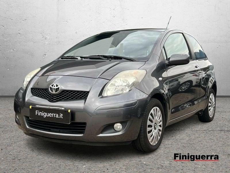 Toyota Yaris Yaris 3p 1.3 dual Sol