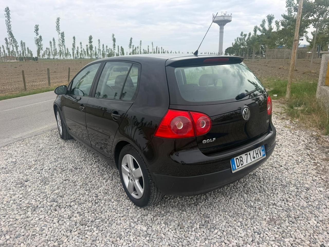 Volkswagen Golf 1.9 TDI DPF 5p. Sportline