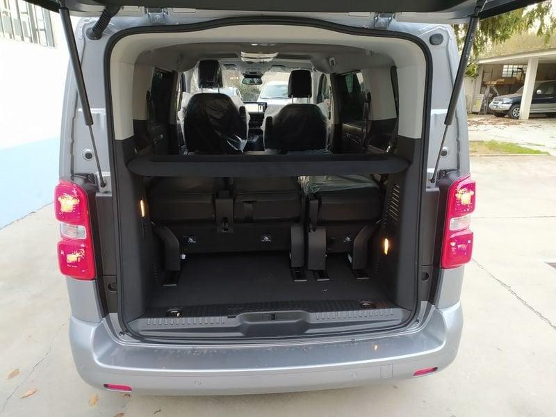 Peugeot Traveller 180 Hdi EAT8 STD Business NAV CBC