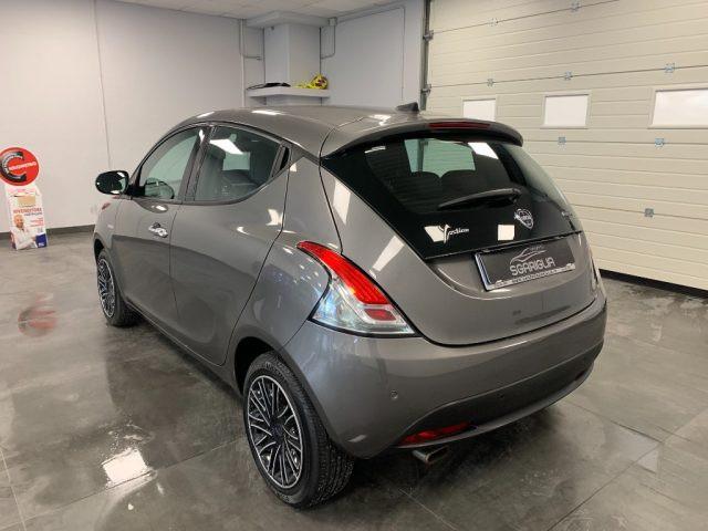 LANCIA Ypsilon 1.0 Benzina Hybrid Ecochic Gold 5 Porte